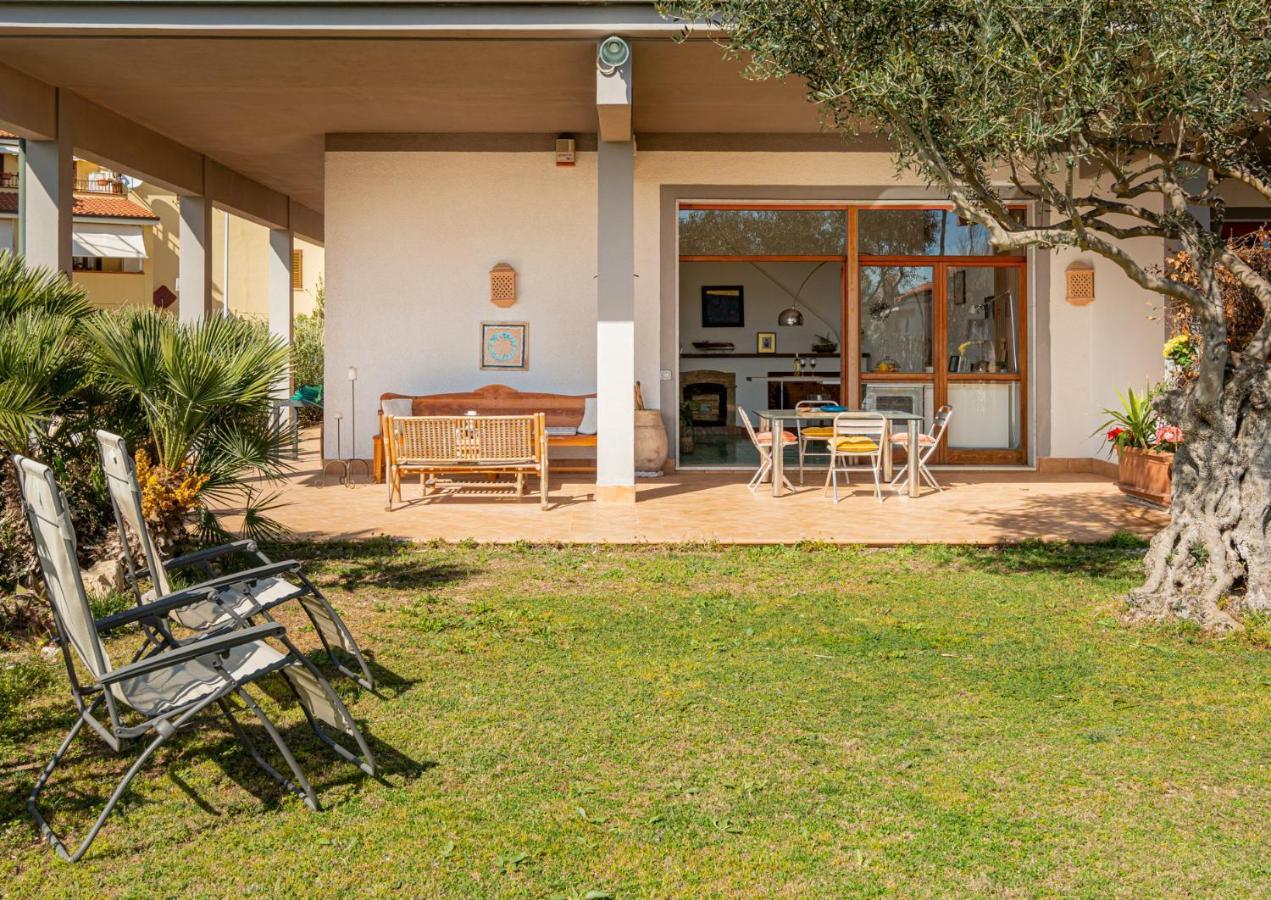 Villa Arrecifes Фертилия Екстериор снимка